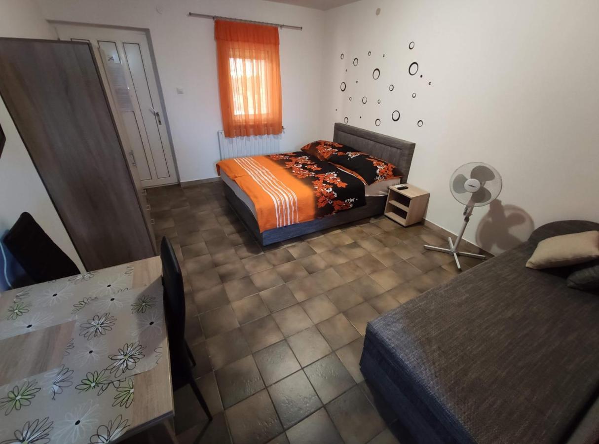 Vasti Apartman Siofok Exterior photo