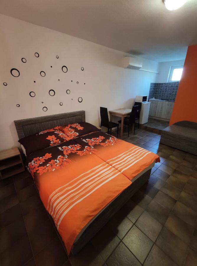 Vasti Apartman Siofok Exterior photo