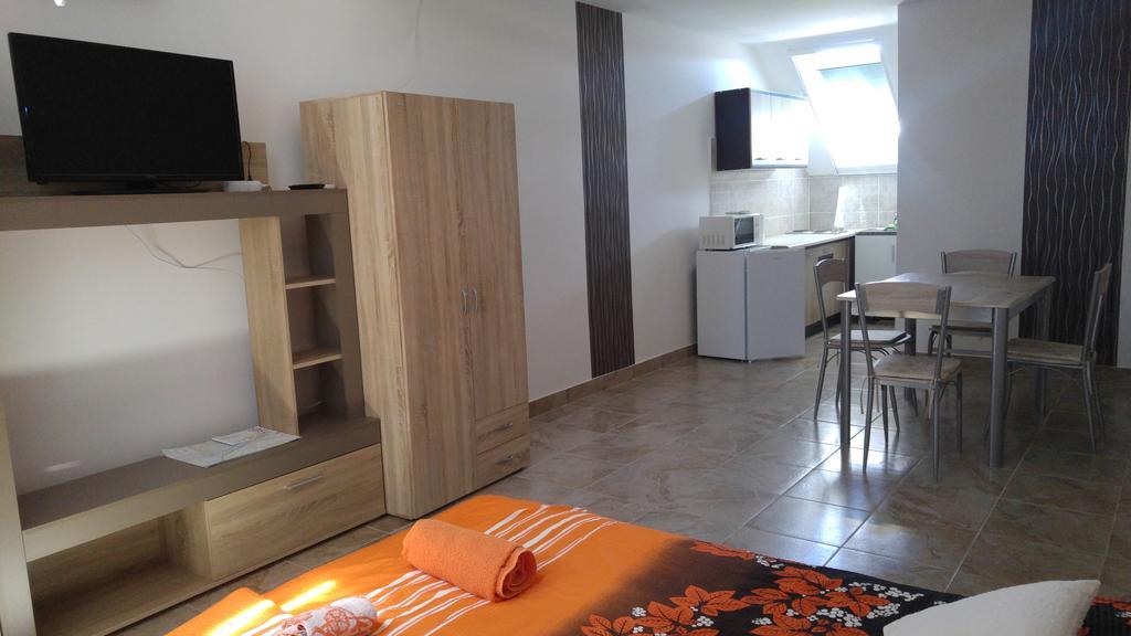 Vasti Apartman Siofok Exterior photo